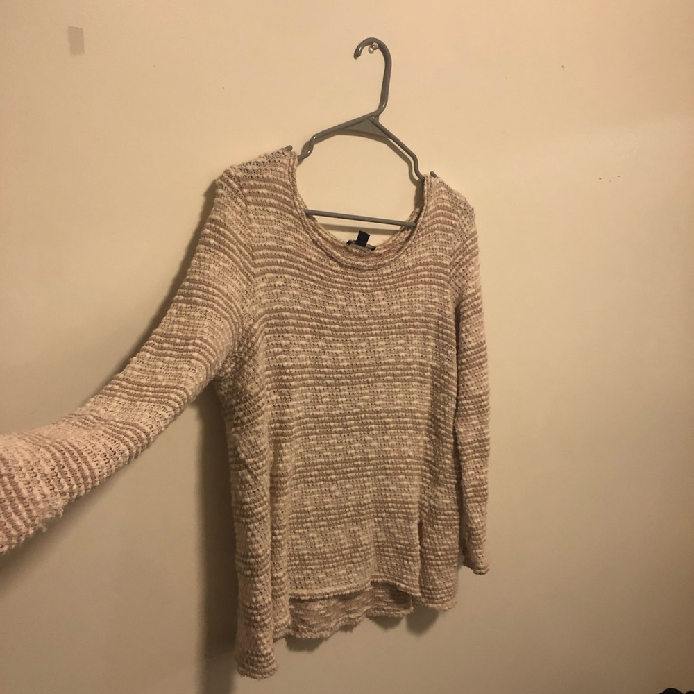 Cream long sleeve - Picture 2 of 3